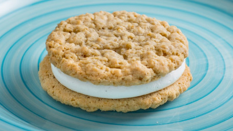 Oatmeal Marshmallow Cookie Sandwich