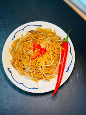 Grandma’s Traditional Spicy Chicken Chow Mein