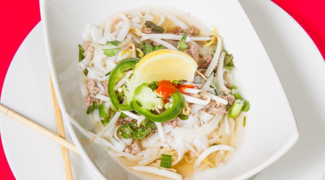 16. Phở Bắc (Pho Bac Style Noodle Soup)