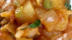 Curry De Batata E Ervilha