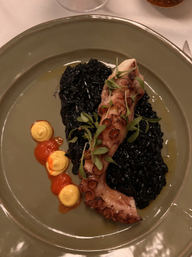 Polvo, Risoto Negro, Maionese De Açafrão