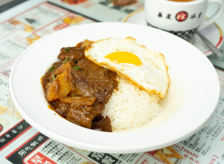 Shā Diē Niú Ròu Jiān Dàn Fàn （Jí Chǎo） Satay Beef Fried Egg Rice