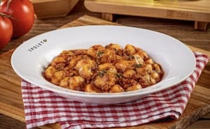 Gnocchi Ao Molho Bolognesa E Pesto