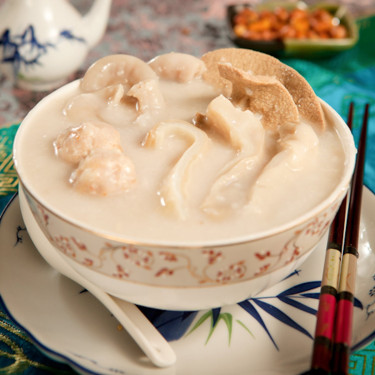 Zhèng Dòu Shēng Cháng Jí Dì Zhōu Pork Meatballs And Pork Innards Congee