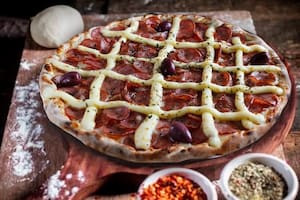 Pizza Premium Escolha Ate Dois Sabores