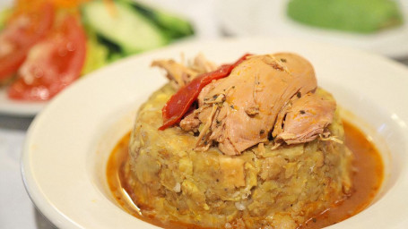 Mofongo De Pollo Guisado