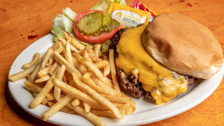 Ellis County Brisket Burger