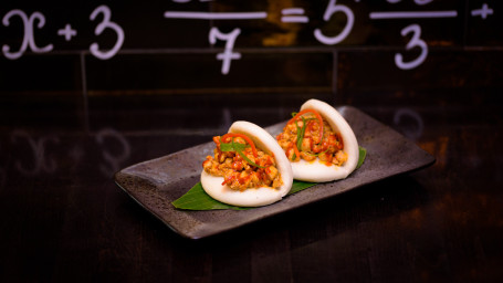 Spicy Chicken Bao (X2)