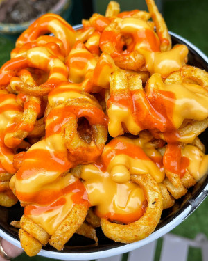 Cheesy Buffalo Curly Fries