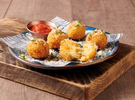 Delivery Exclusive  Mac Cheese Bites (V) X5
