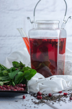 Nordic Lingonberry Mint Tea