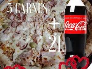 Pizza Cinco Carnes+Coca Cola