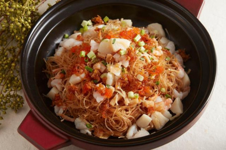 Hǎi Huáng Měi Jí Fěn Sī Bāo Braised Seafood Dried Shrimps With Vermicelli In Casserole