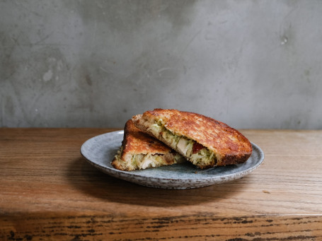 Chicken Pesto Toastie Jī Ròu Xiāng Cǎo Kǎo Sān Wén Zhì