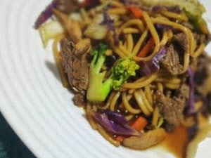 Yakisoba Tradicional 1 Porção (Frango)