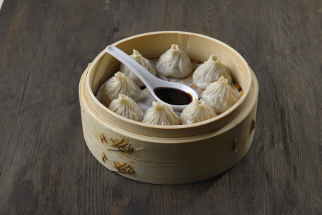 Xiao Long Bao Steamed Pork Buns (8 Pieces)