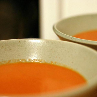 Sopa Cremosa De Tomate Com Queijo Grelhado Clássico