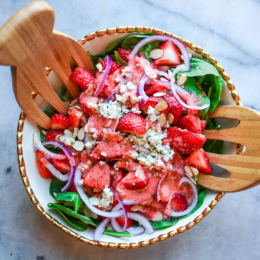 Salada De Morangos E Sementes De Papoila