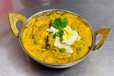 Mushroom Matar Methi Malai Chef's Special