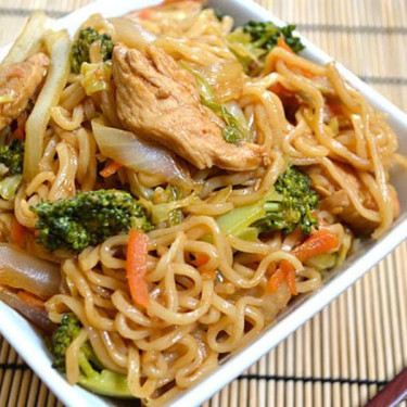 Yakisoba De Frango