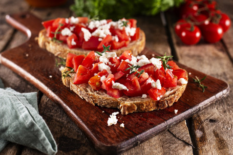 Bruschetta De Tomate