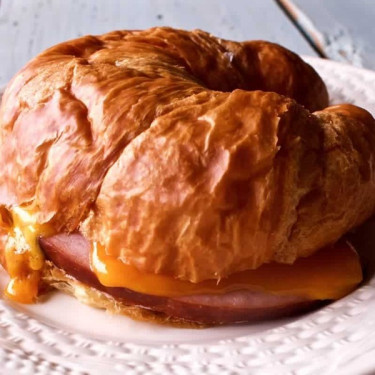 Croissant De Presunto E Queijo