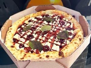 Pizza Calabresa Especial Ind