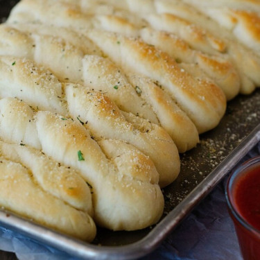 Paus De Pão Com Alho E Parmesão