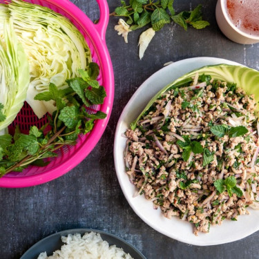 Salada Larb