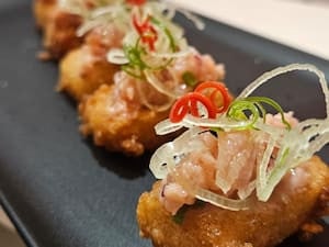 Maki Crispy Rice (5 Uni)