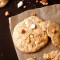 Biscoito De Chocolate Branco Com Nozes De Macadâmia