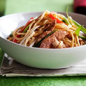 Frango Chow Mein