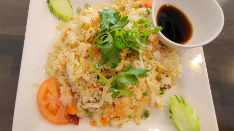 C4. Combination Fried Rice