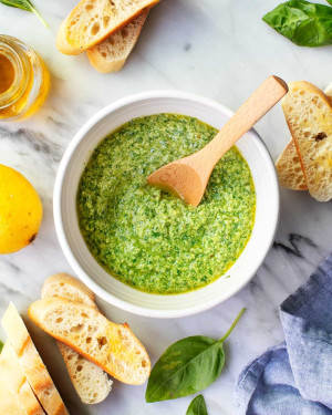 Pesto De Manjericão