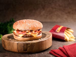 Cheese Burguer Coco Cola 350 Ml