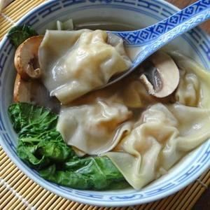 Sopa De Wanton Com Camarão