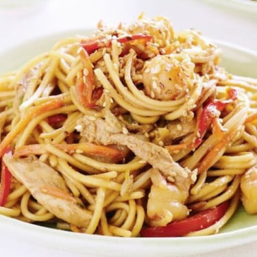 Frango Yaki Soba