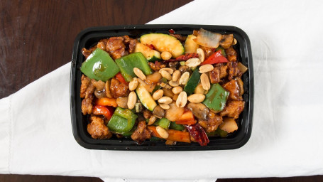 C6. (Hot) Kung Pao Chicken