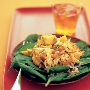 Salada De Frango Com Manga