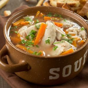 Sopa De Torta De Frango