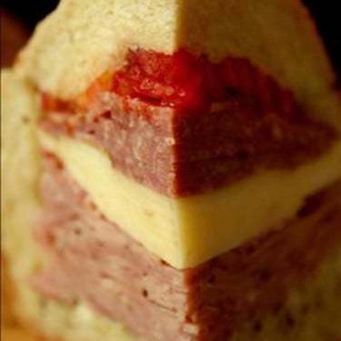 Salame E Queijo