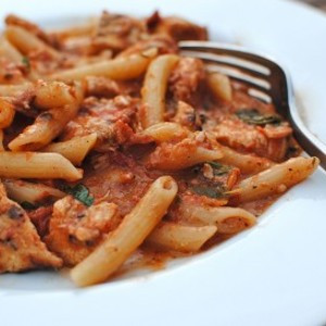 Penne Com Frango Grelhado