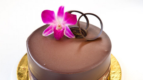 6 Chocolate Mousse Cake
