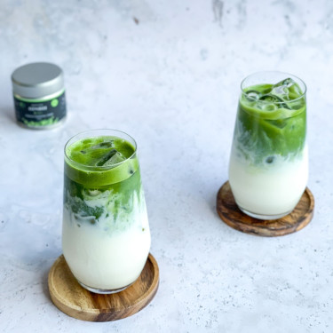 Latte De Chá Gelado De Baunilha Matcha