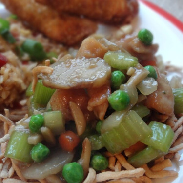 Chow Mein De Frango Subgum