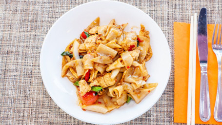 Box 7. Drunken Noodles Lunch