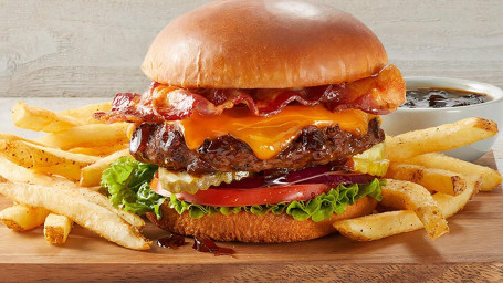 Hambúrguer Exclusivo Com Cobertura De Uísque Às Sextas-Feiras