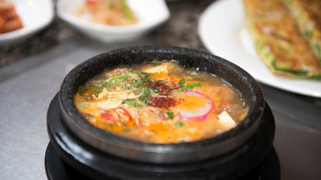 Dwenjang Jige 된장찌개