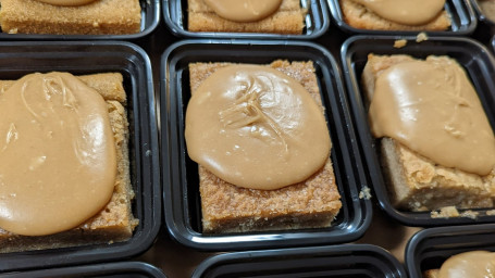 Peanut Butter Overload W/Pb Whiskey Fudge Icing