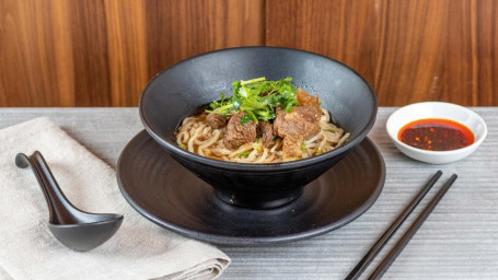 Beef-Stew Noodles Mì Zhì Niú Ròu Xiǎo Miàn